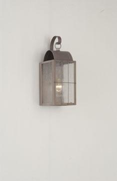 OUTDOOR WALL SCONCE